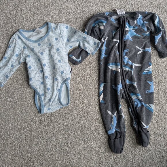 Bonds and parade 0-3 months bundle - Picture 1 of 3